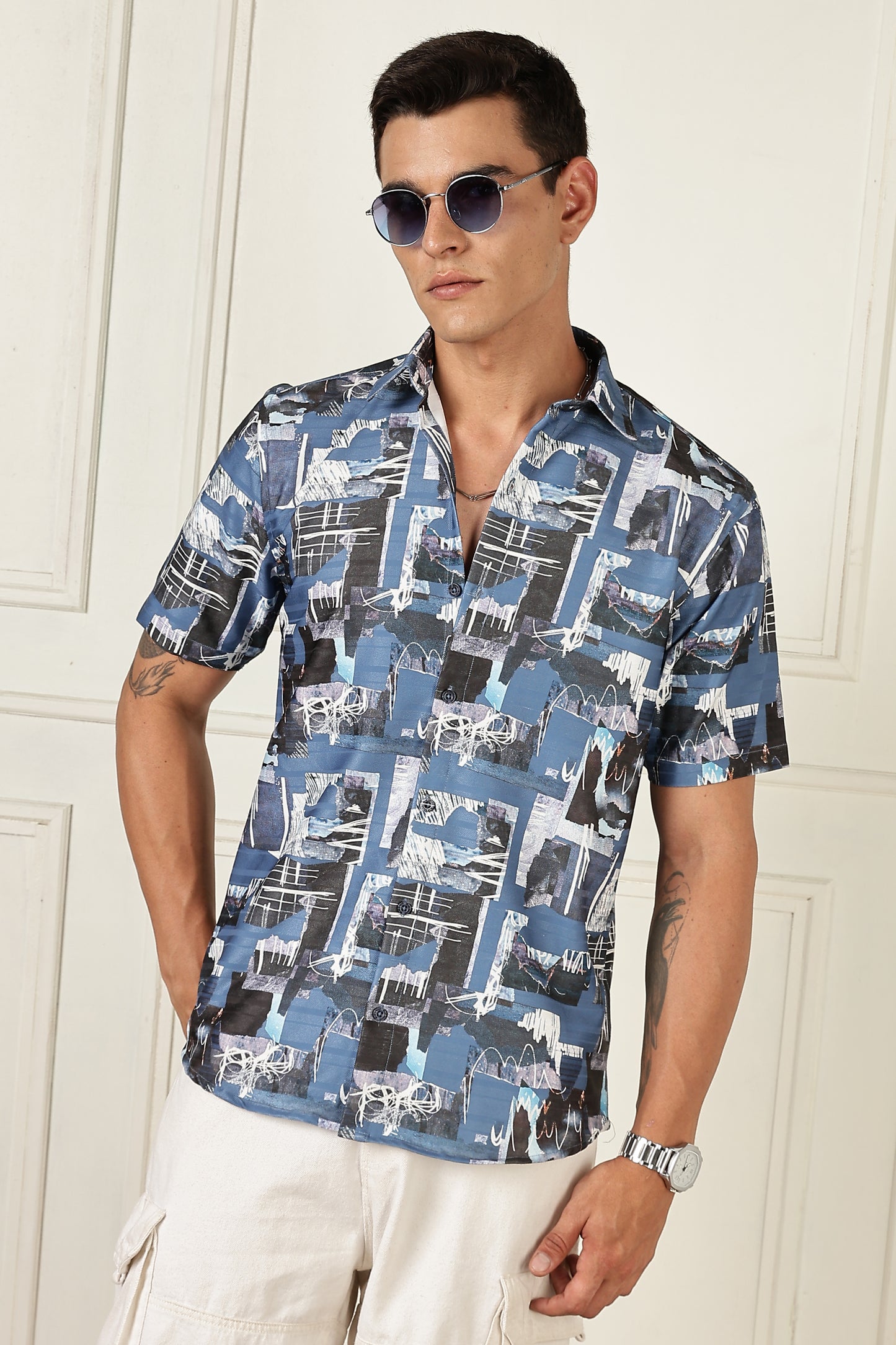 Men’s Urban Photo-Collage Print Short-Sleeve Shirt – Indigo/Black