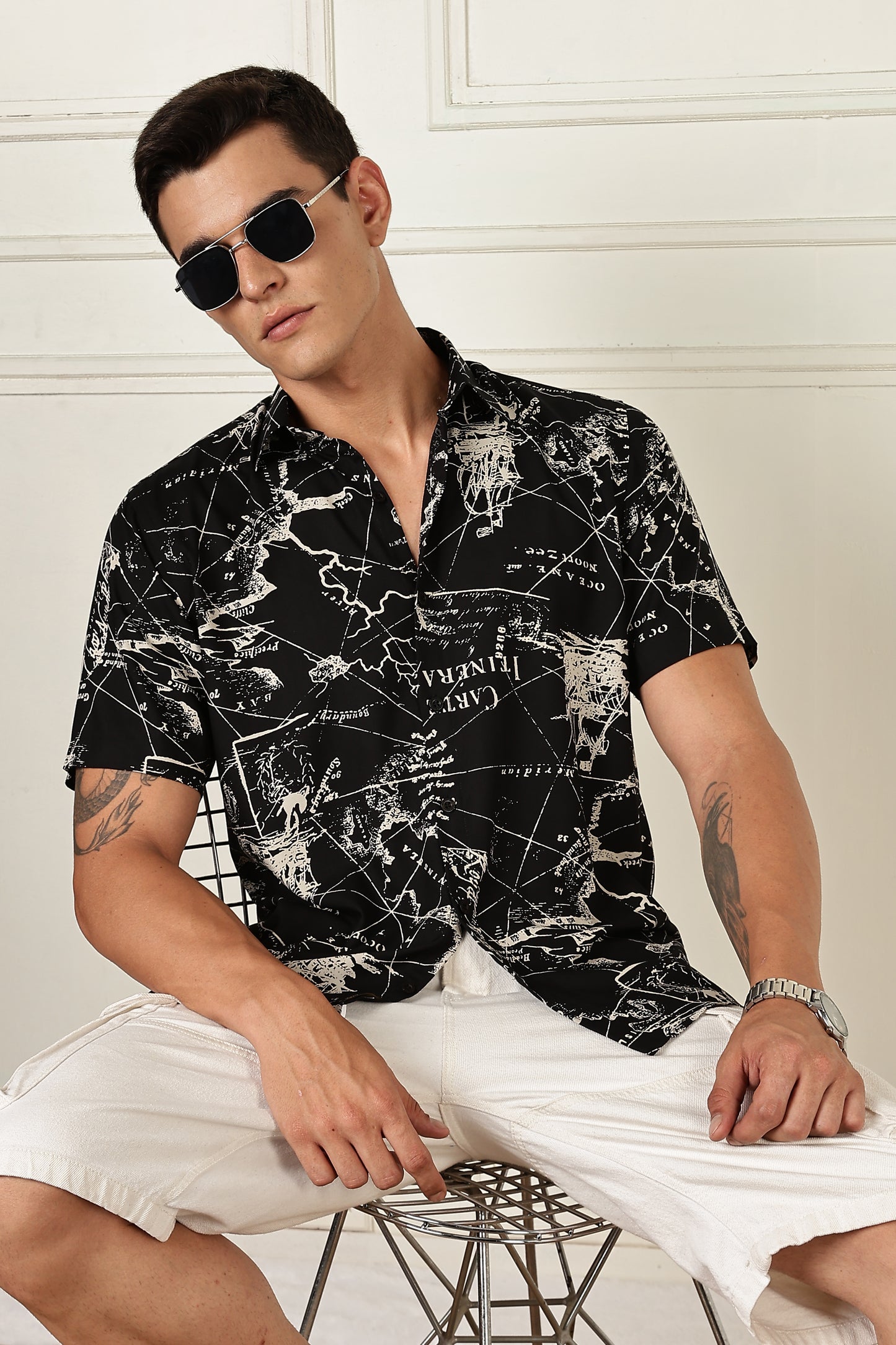 Men’s Vintage Map Print Short-Sleeve Shirt – Black/Ivory