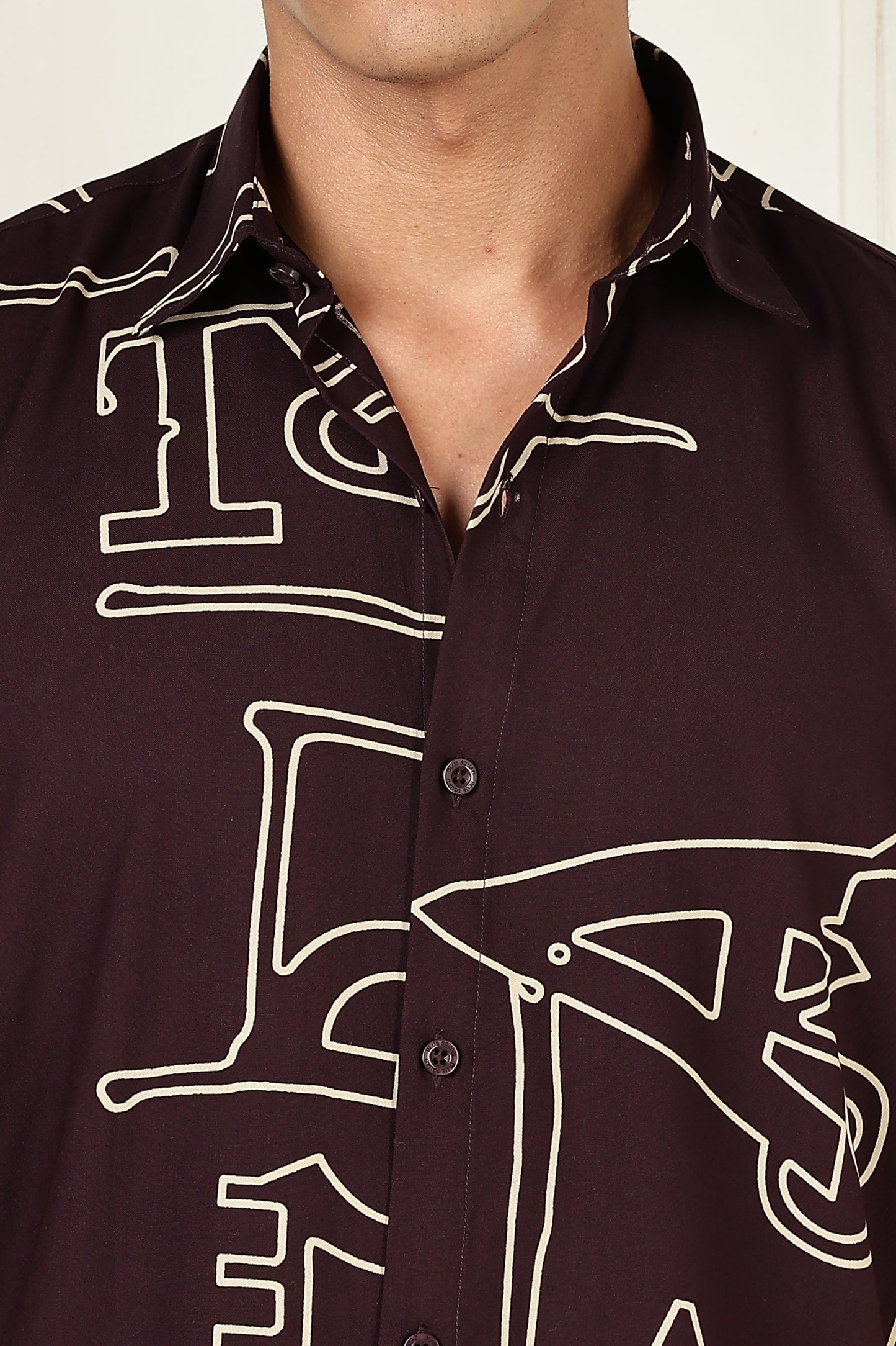 Men’s Oversized Line-Art Print Short-Sleeve Shirt – Wine/Stone