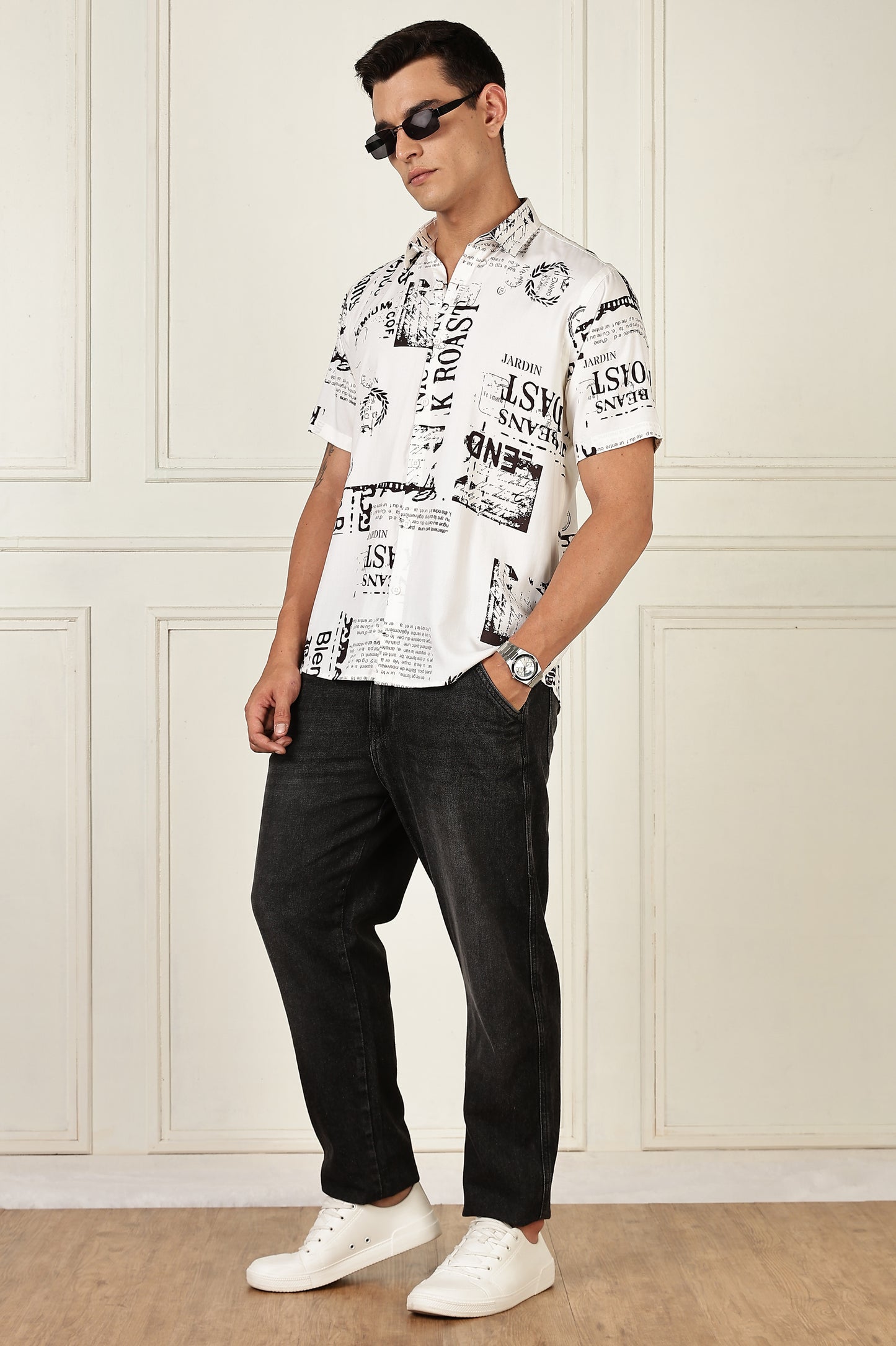 Men’s Coffee Newspaper Typography Print Short-Sleeve Shirt – White/Black