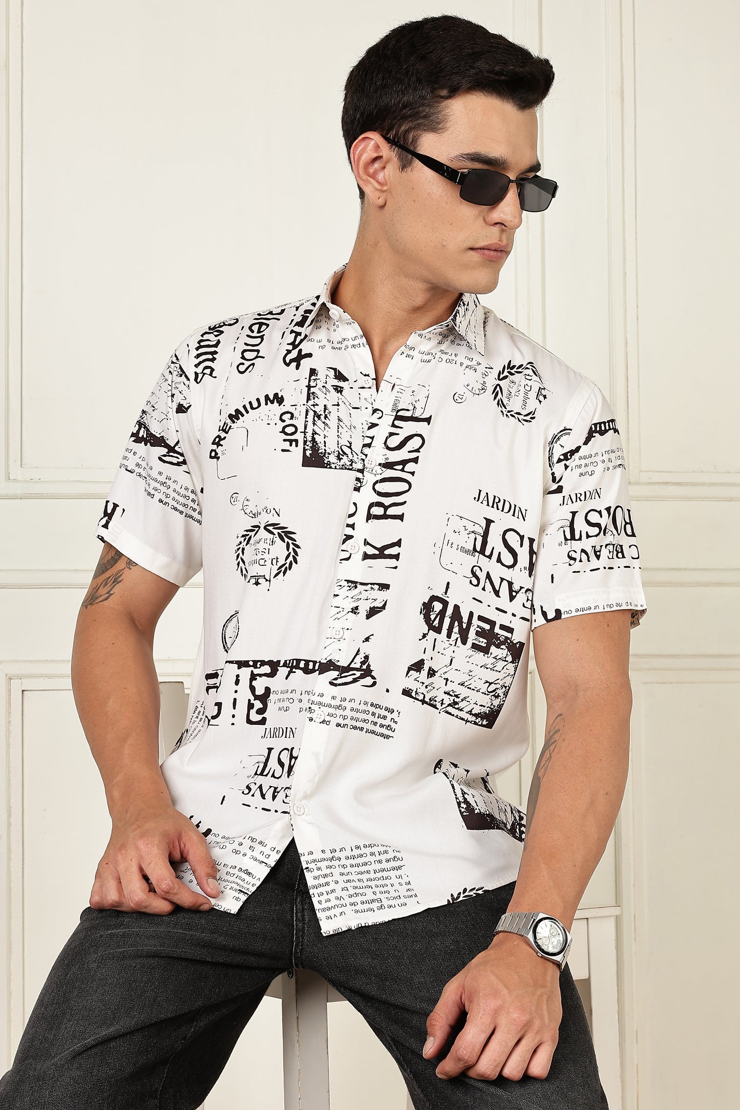 Men’s Coffee Newspaper Typography Print Short-Sleeve Shirt – White/Black