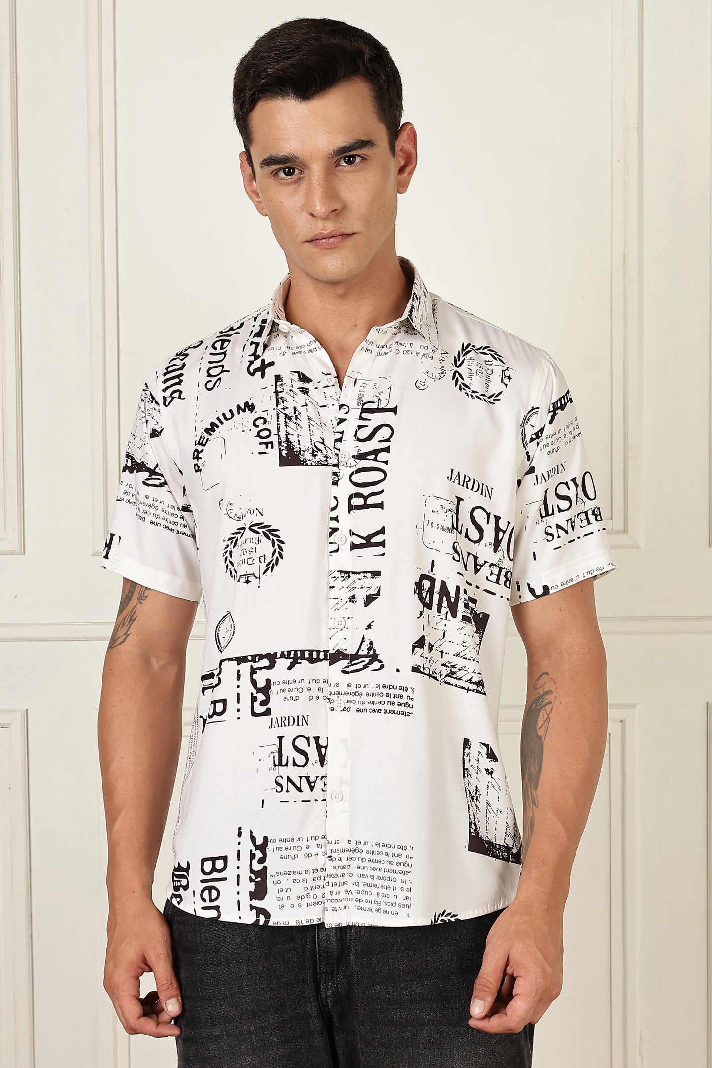 Men’s Coffee Newspaper Typography Print Short-Sleeve Shirt – White/Black