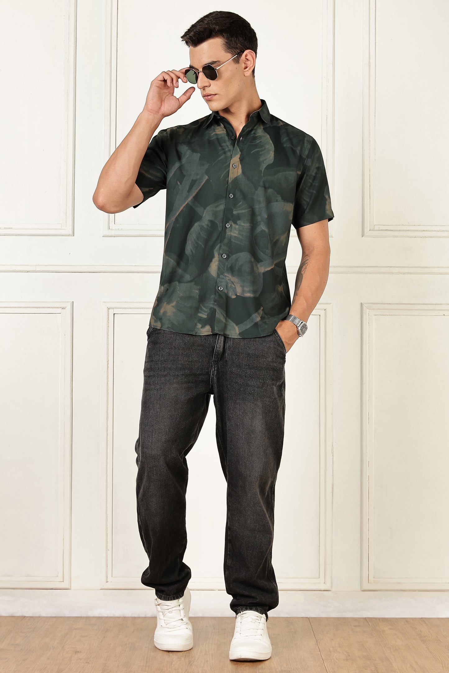 Men’s Shadow Floral Print Short-Sleeve Shirt – Forest/Moss