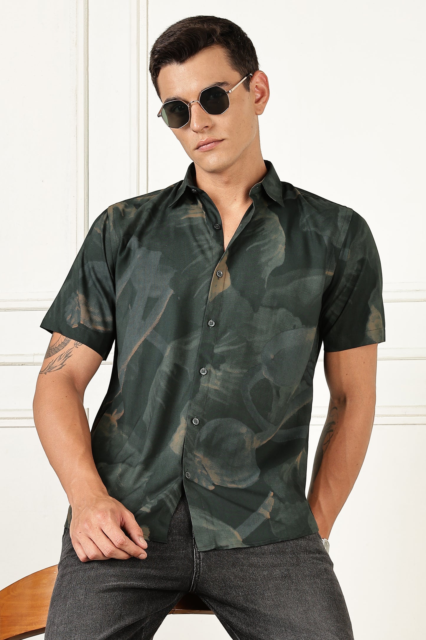 Men’s Shadow Floral Print Short-Sleeve Shirt – Forest/Moss