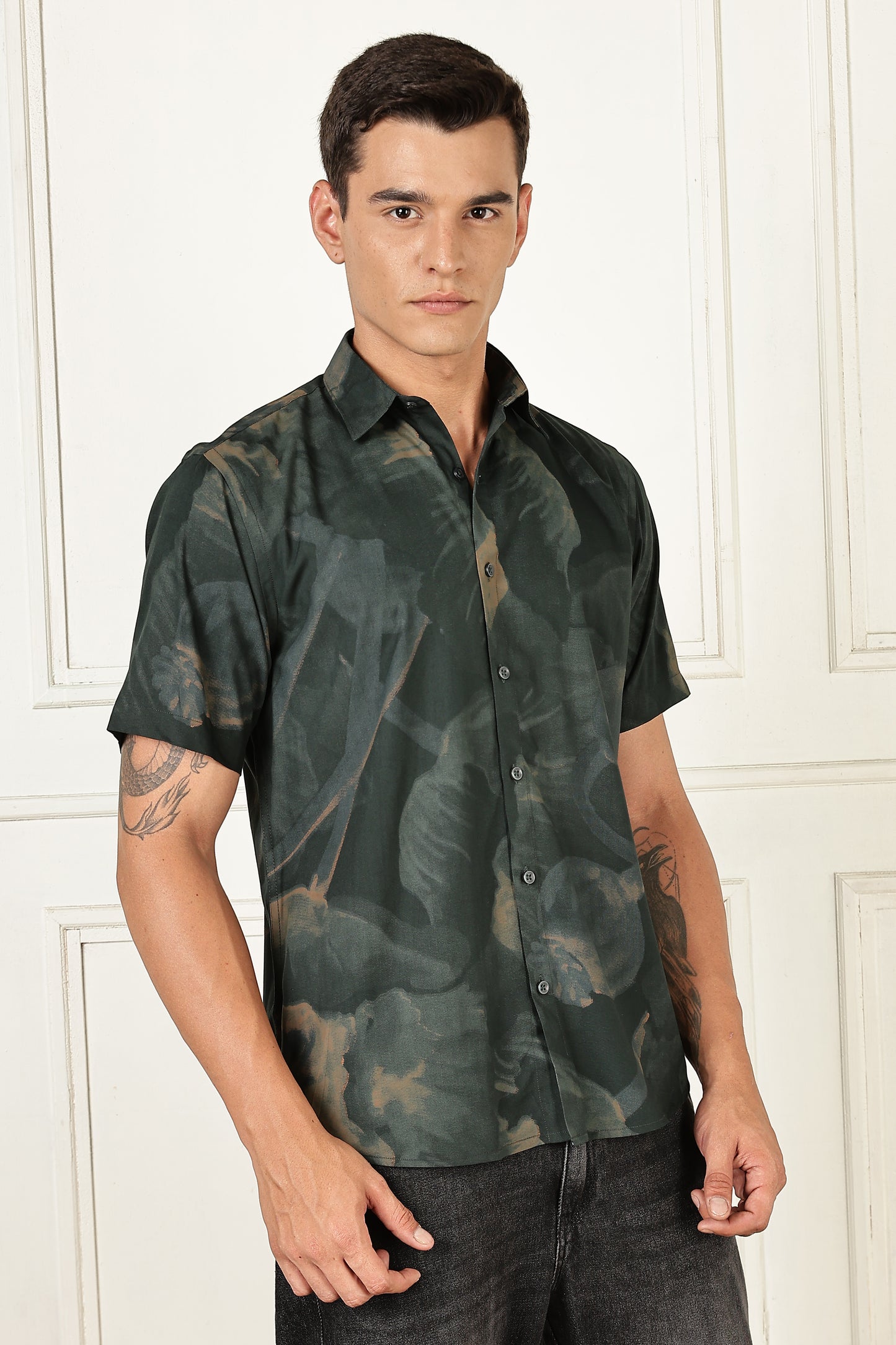 Men’s Shadow Floral Print Short-Sleeve Shirt – Forest/Moss