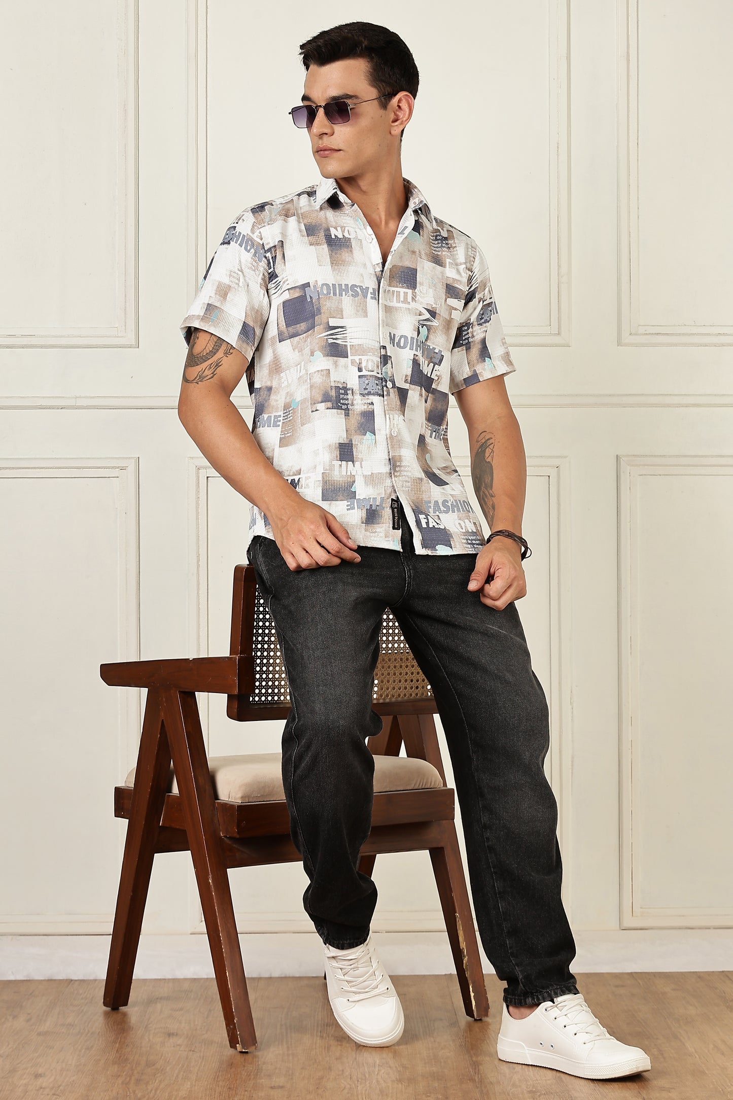 Men’s Typography Collage Print Short-Sleeve Shirt – Sand/Slate